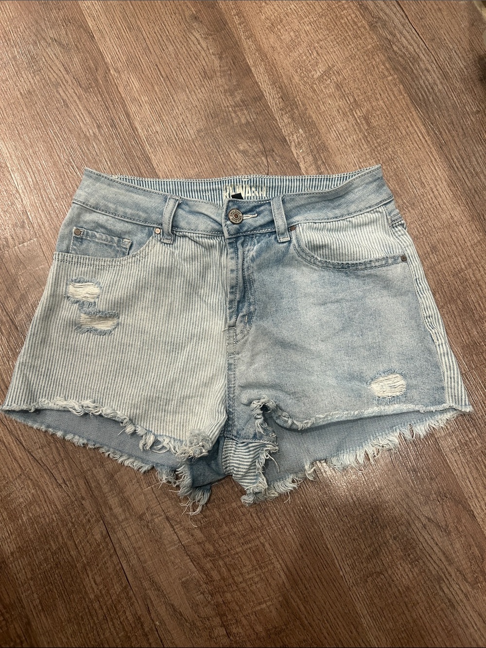 Rewash Two-Tone Light Wash Distressed Jean Shorts